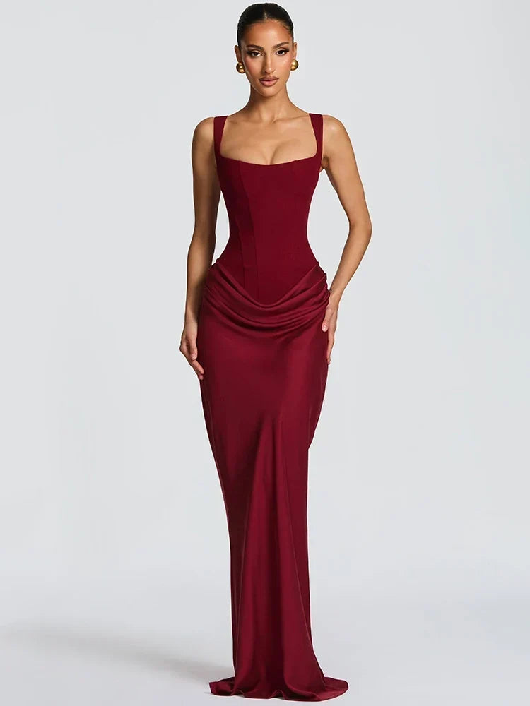 Vestido maxi elegante sem costas para festa com gola quadrada e design franzido ajustado