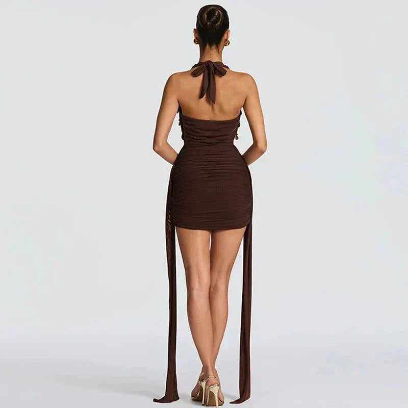 Vestido mini sexy halter com decote em V profundo e costas às costas para festa