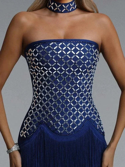 Vestido bandage longo ajustado sem alças com franjas e cristais para festa elegante