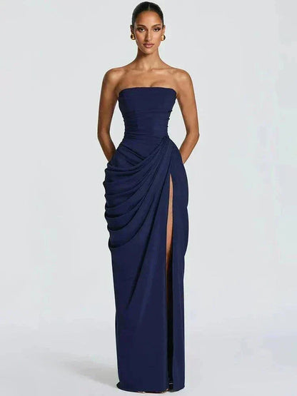 Vestido longo tomara que caia plissado com fenda lateral elegante para festa