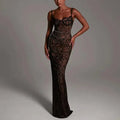 Vestido longo sexy de renda com fenda e ombros descobertos para festa elegante