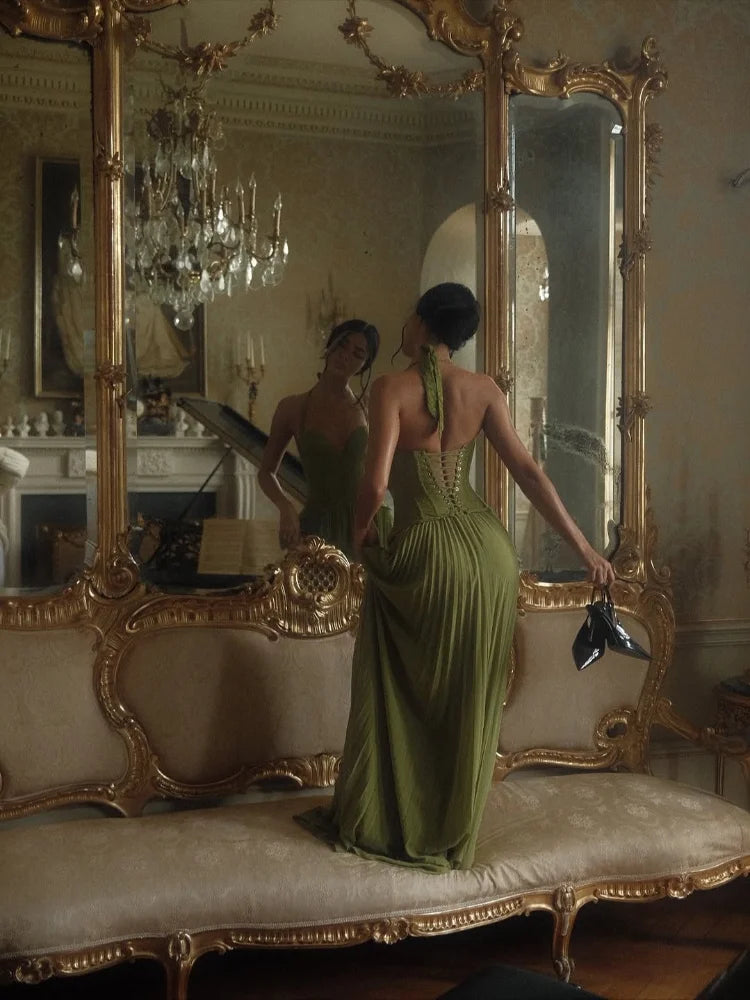 Vestido Longo Frente Única com Corset Vintage e Saia Plissada - Verde