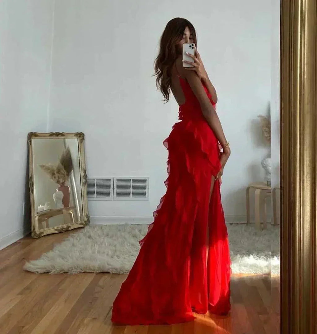 Vestido longo de alça em chiffon leve com babados, estilo summer fashion elegante e sexy para o verão