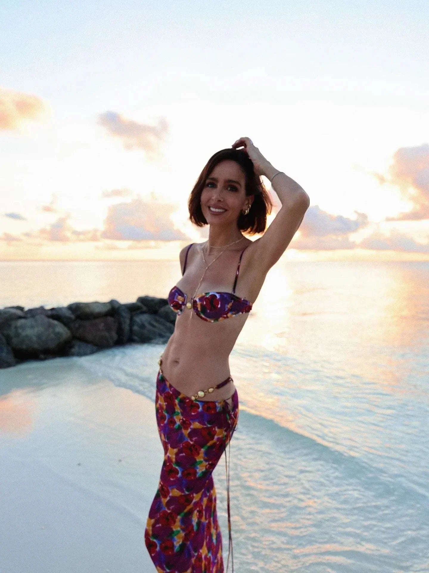 Biquíni bandeau feminino em conjunto de 3 peças para praia e verão