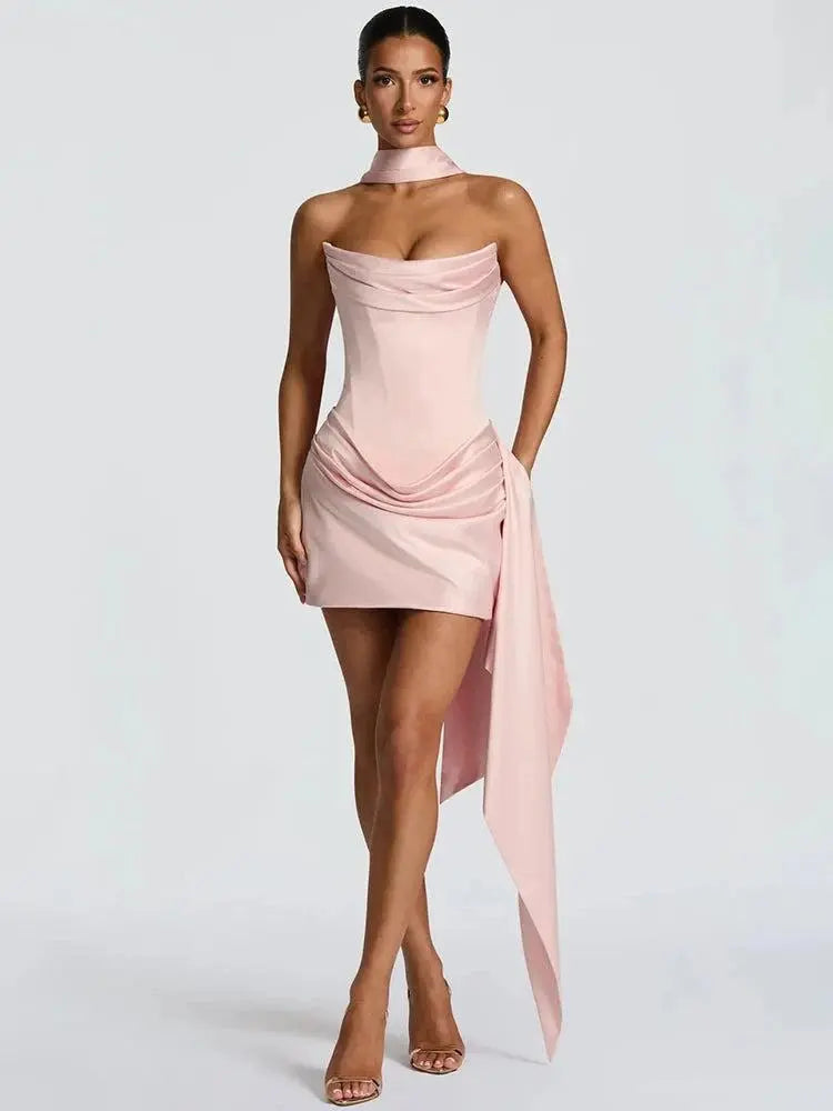 Vestido Curto Tomara que Caia Estruturado com Corset, Drapeado e Laço Niquice