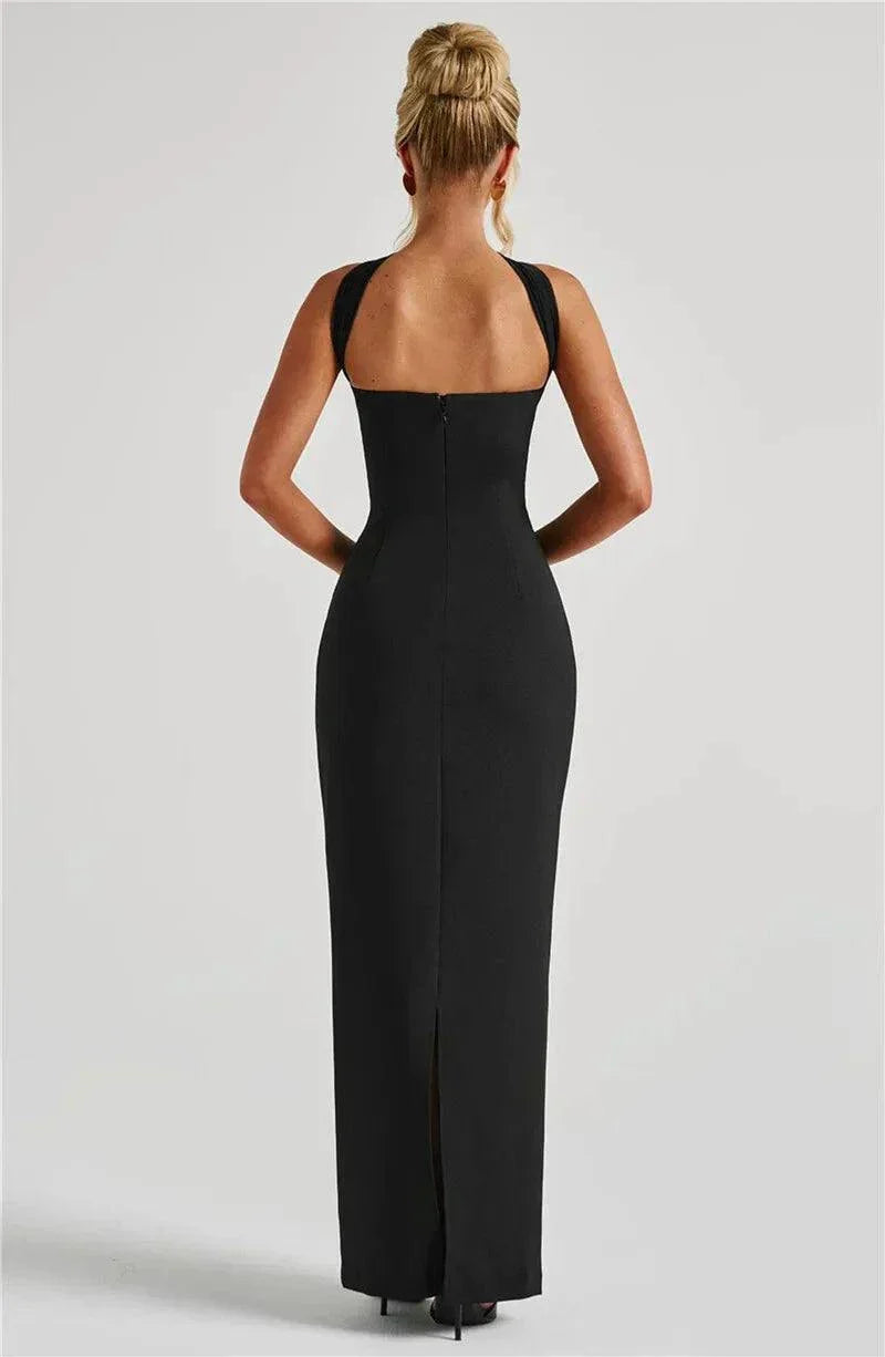 Vestido longo preto ajustado cai-cai com echarpe de chiffon elegante para eventos formais