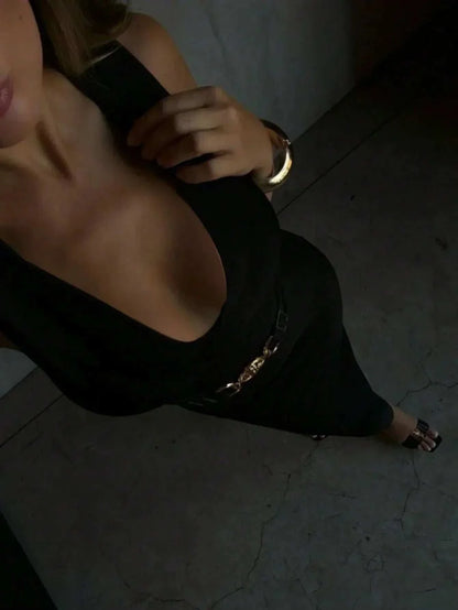 Vestido midi bodycon feminino com decote em V, elegante e preto, ideal para festas e eventos noturnos