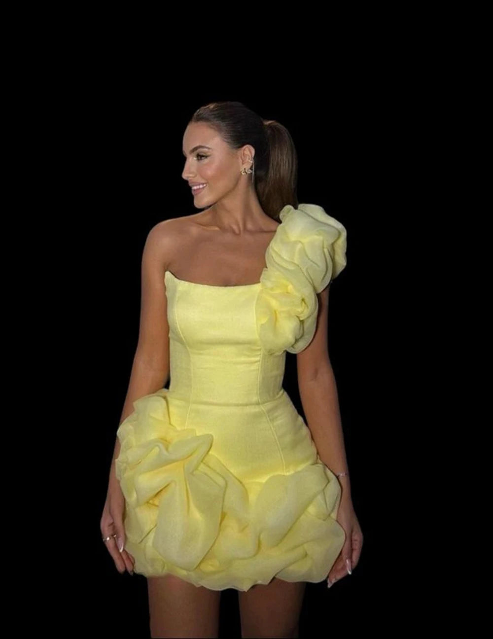 Vestido de Festa Curto Transpassado Sensual com Babados