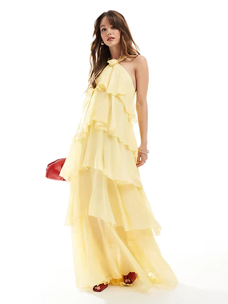 Vestido longo amarelo sem mangas com decote halter sexy, flores e folhos, costas nuas, estilo evasê para festa de verão na praia