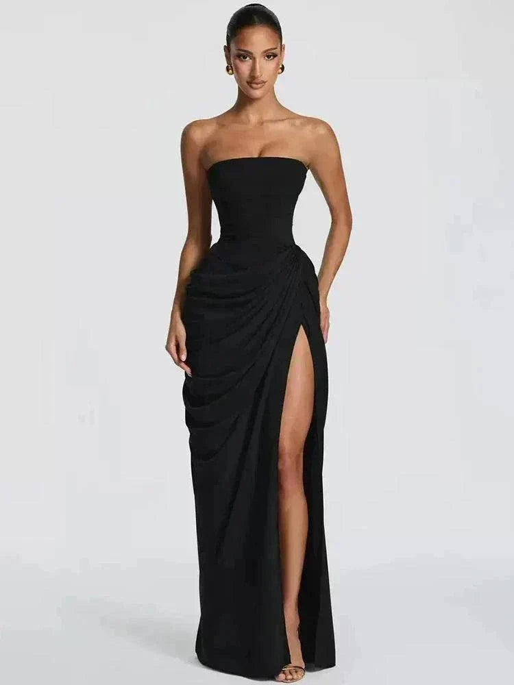 Vestido longo tomara que caia plissado com fenda lateral elegante para festa