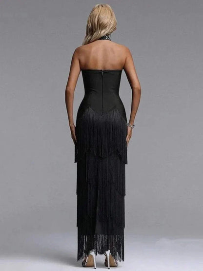 Vestido bandage longo feminino sem alças com aplicações de diamantes e franjas, corpo ajustado para festa elegante