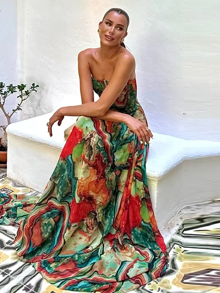 Vestido Longo Tomara que Caia Plissado com Estampa Colorida - Verão 2026