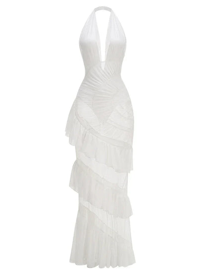 Vestido longo branco sereia com decote profundo em V e babados assimétricos em tule leve e fluido