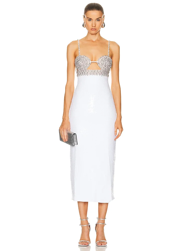 vestido midi branco em lantejoulas com bustier de cristais e alças finas