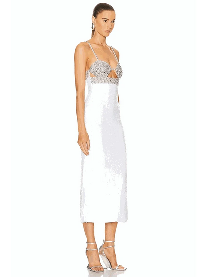 Vestido midi branco em lantejoulas com bustier de cristais e alças finas