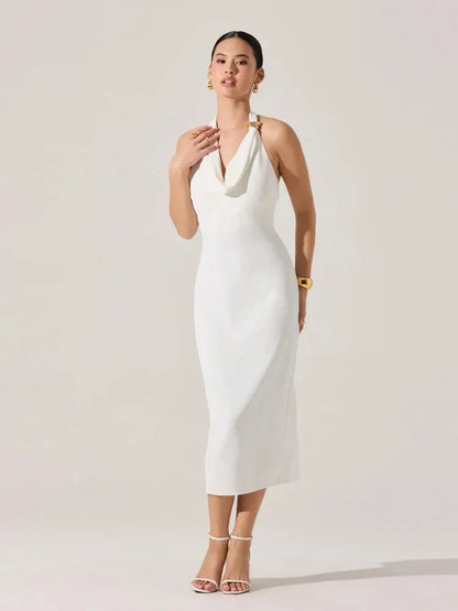 Vestido midi frente única com decote degagê e aplicação metálica dourada elegante