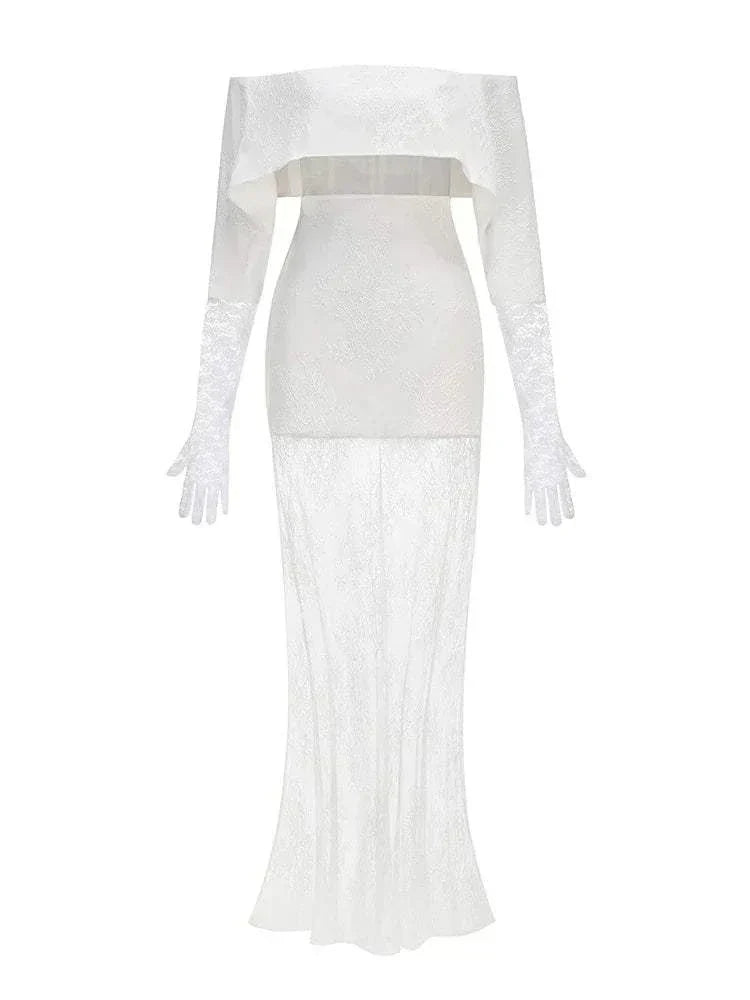 Vestido Nobreza branco marfim em renda floral, com capa ombro a ombro, saia comprida e luvas longas a condizer.